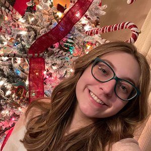 Meet your Posher, Abby